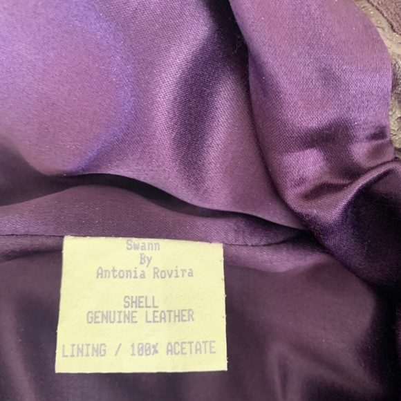 Soft ostrich embossed (dimpled) plum leather jeans by Swann. Medium - Picture 6 of 8